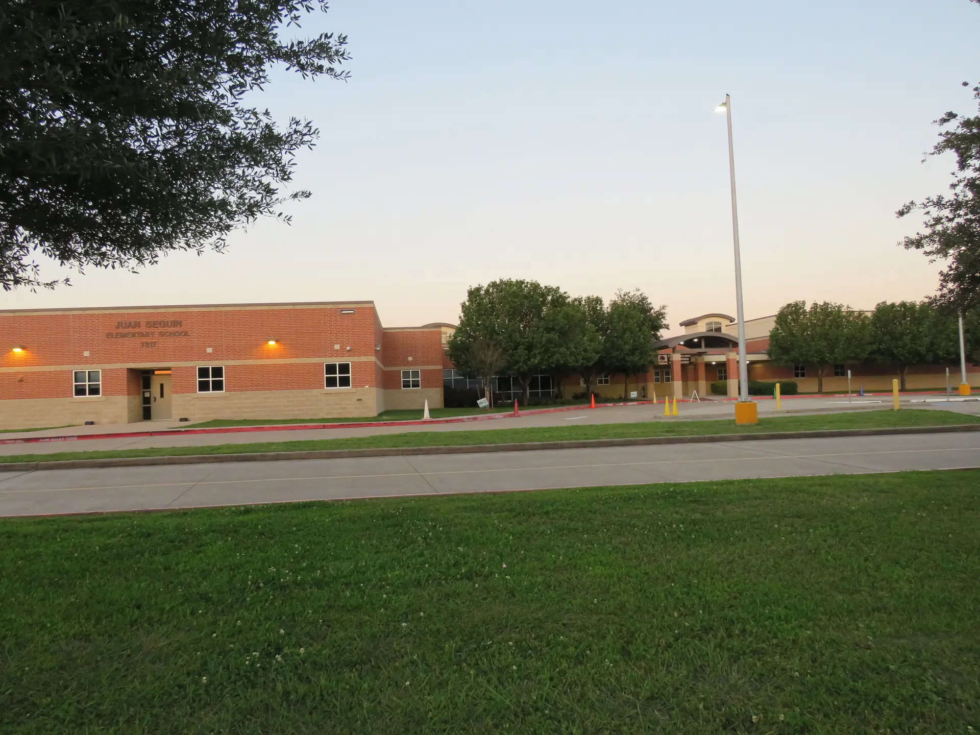 Juan Seguin Elementary School